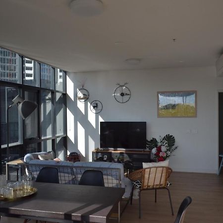 Wentworth Point Oversized Balcony View Apartment Сидни Екстериор снимка